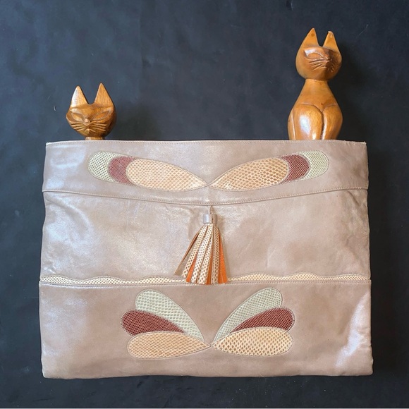 v i n t a g e :: Large Puffy Patchwork Snake Skin Leather Clutch - Picture 1 of 16